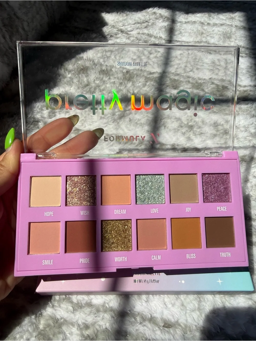 Formula Z Pretty Magic eyeshadow palette